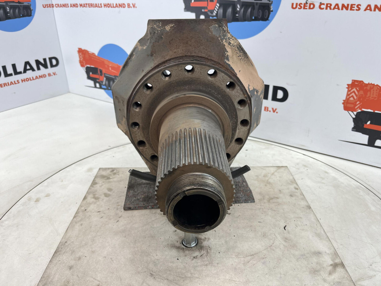 Terex AC 155 steering knuckle 16 holes axle 2 and 3 - Шенкел за Автокран: снимка 2 Terex AC 155 steering knuckle 16 holes axle 2 and 3 - Шенкел за Автокран: снимка 2