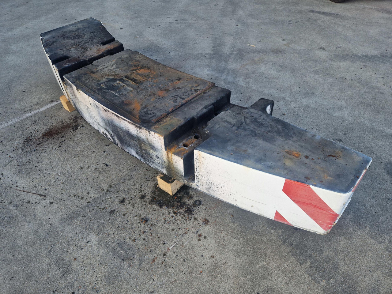 Terex AC 40 CITY counterweight 2.35T - Противовес за Автокран: снимка 1 Terex AC 40 CITY counterweight 2.35T - Противовес за Автокран: снимка 1