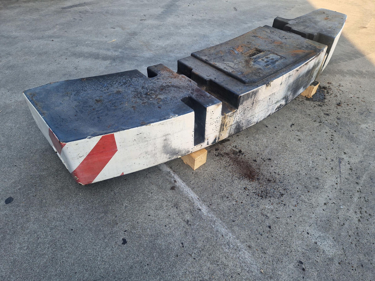 Terex AC 40 CITY counterweight 2.35T - Противовес за Автокран: снимка 4 Terex AC 40 CITY counterweight 2.35T - Противовес за Автокран: снимка 4