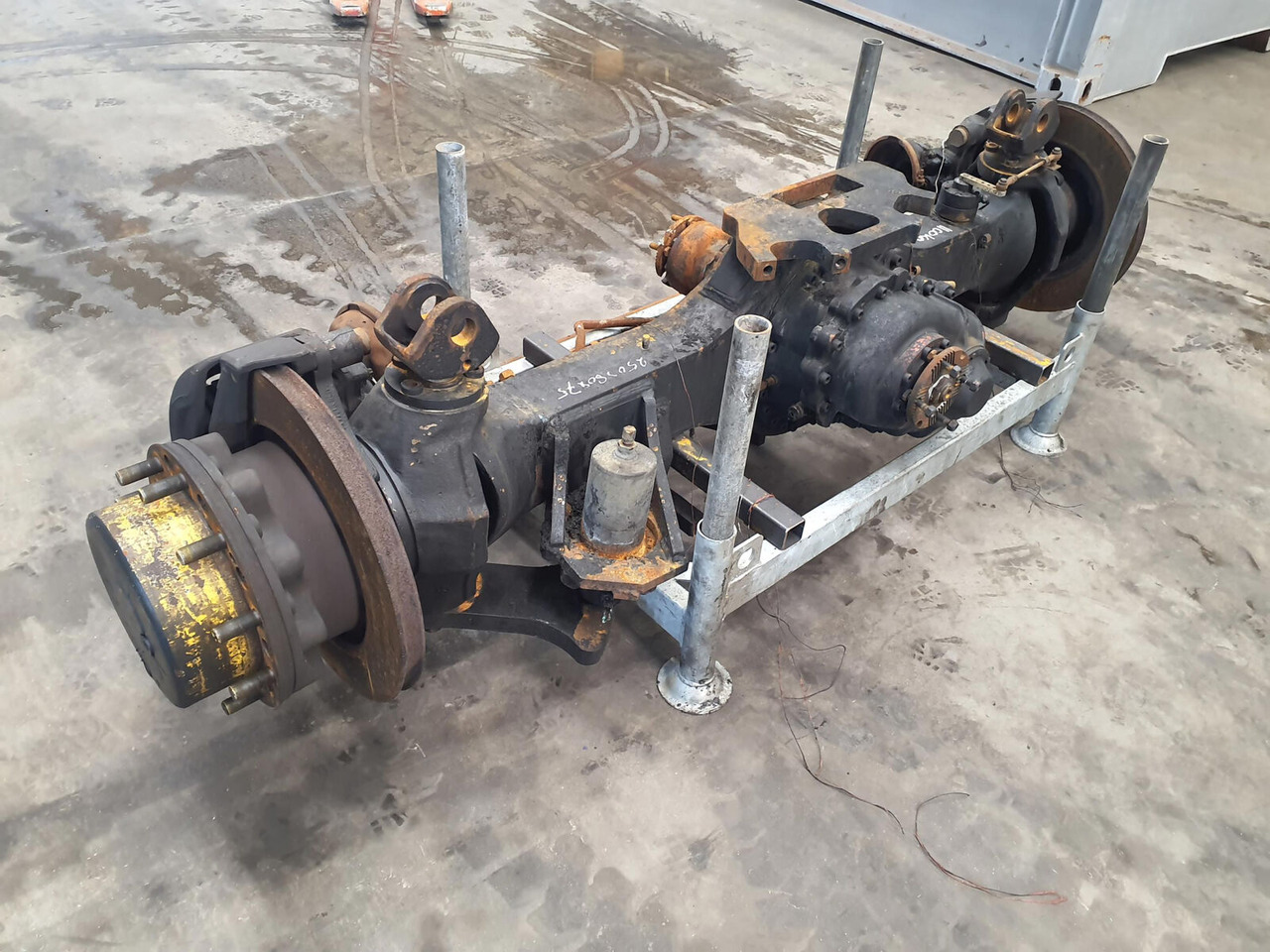 Terex AC 50-1 axle 2 - Ос и части за Автокран: снимка 1 Terex AC 50-1 axle 2 - Ос и части за Автокран: снимка 1