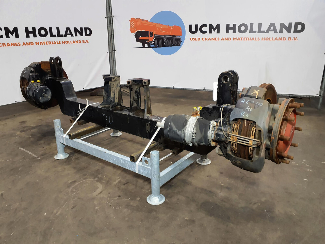 Terex AC 700 Axle 6 - Ос и части за Автокран: снимка 3 Terex AC 700 Axle 6 - Ос и части за Автокран: снимка 3