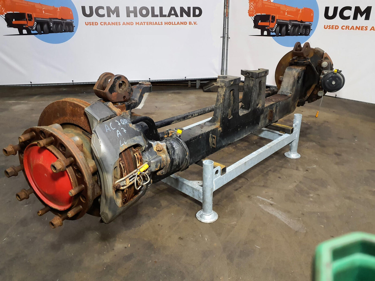 Terex AC 700 Axle 7 - Ос и части за Автокран: снимка 2 Terex AC 700 Axle 7 - Ос и части за Автокран: снимка 2