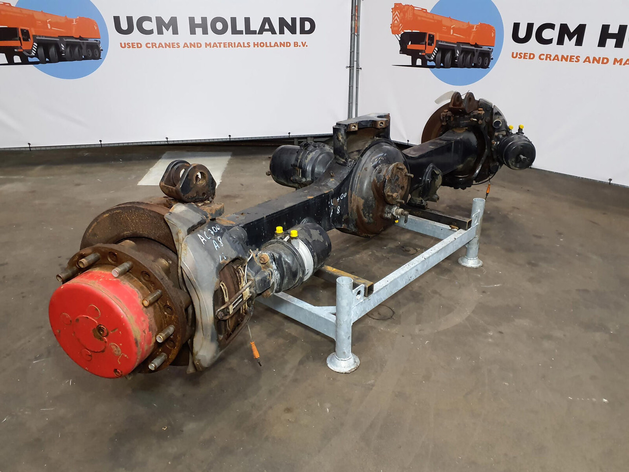 Terex AC 700 Axle 8 - Ос и части за Автокран: снимка 2 Terex AC 700 Axle 8 - Ос и части за Автокран: снимка 2