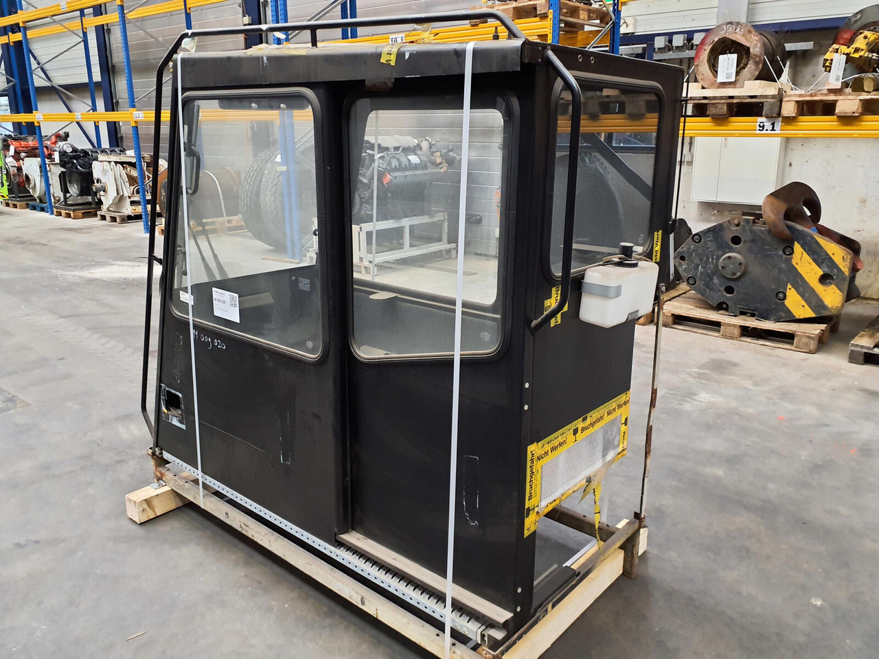 Terex AC upper cabin - Кабина за Автокран: снимка 3 Terex AC upper cabin - Кабина за Автокран: снимка 3