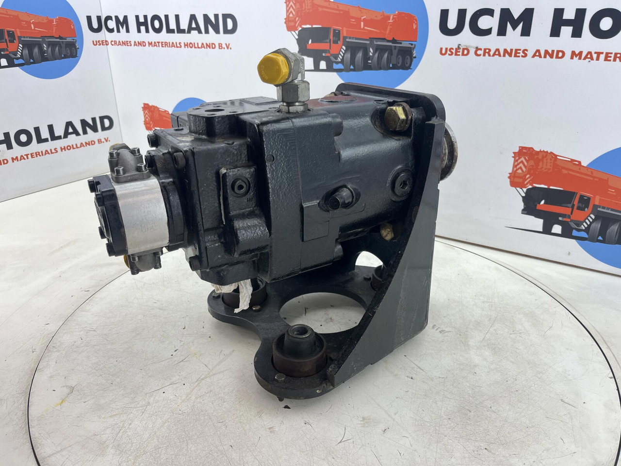 Terex Challenger 3160 Hydraulic pump - Хидравлична помпа за Автокран: снимка 3 Terex Challenger 3160 Hydraulic pump - Хидравлична помпа за Автокран: снимка 3