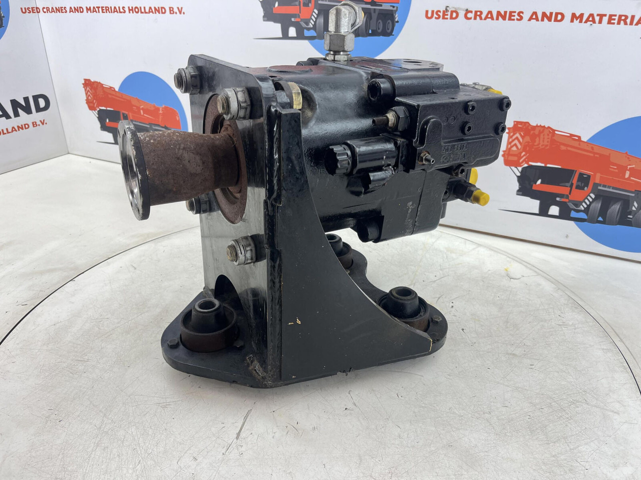 Terex Challenger 3160 Hydraulic pump - Хидравлична помпа за Автокран: снимка 1 Terex Challenger 3160 Hydraulic pump - Хидравлична помпа за Автокран: снимка 1