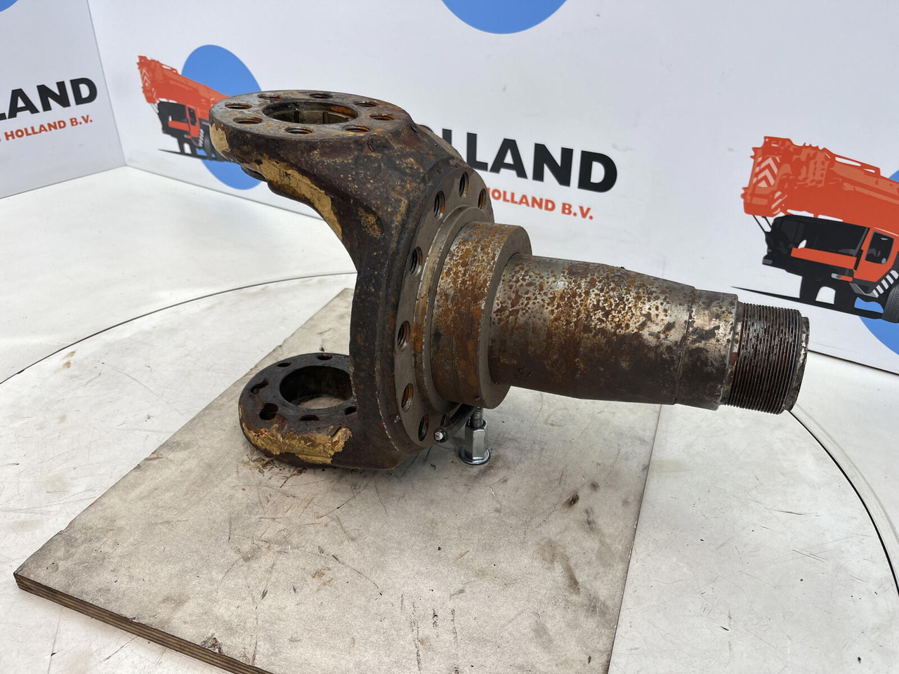 Terex HC 340 Steering knuckle 12 holes axle 2 - Шенкел за Кран: снимка 3 Terex HC 340 Steering knuckle 12 holes axle 2 - Шенкел за Кран: снимка 3