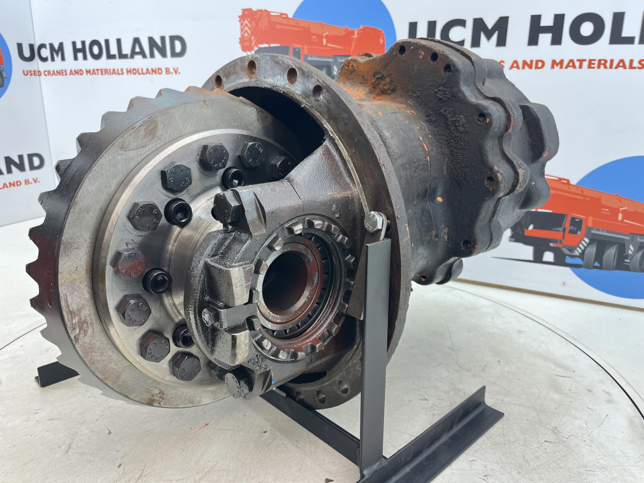 Terex HC 340 drive through differential 13x35 axle 5 - Диференциал за Автокран: снимка 2 Terex HC 340 drive through differential 13x35 axle 5 - Диференциал за Автокран: снимка 2