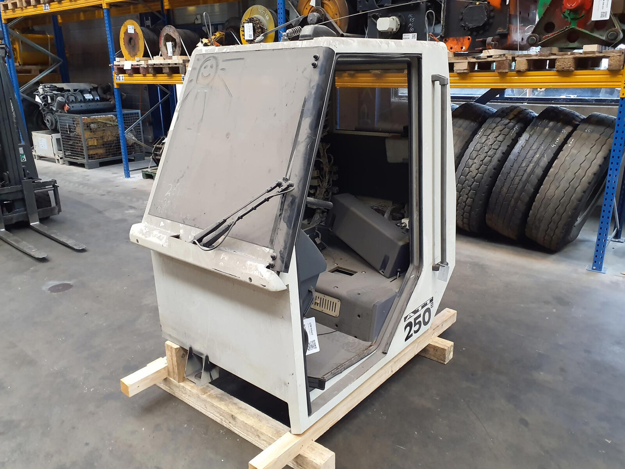 Terex PPM ATT 250 lower cabin - Кабина за Автокран: снимка 2 Terex PPM ATT 250 lower cabin - Кабина за Автокран: снимка 2