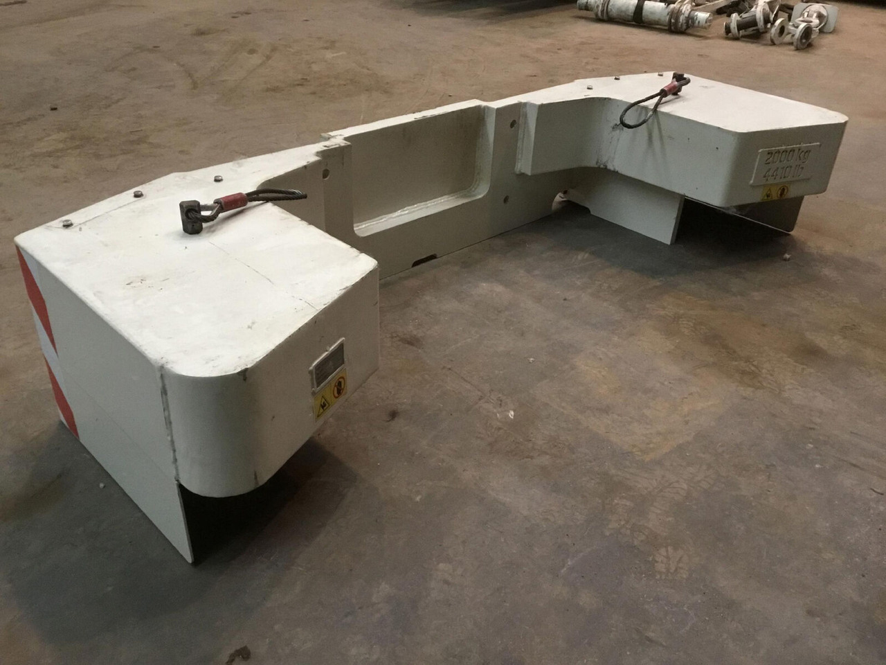 Terex Terex AC 40L counterweight 2T - Противовес за Автокран: снимка 4 Terex Terex AC 40L counterweight 2T - Противовес за Автокран: снимка 4