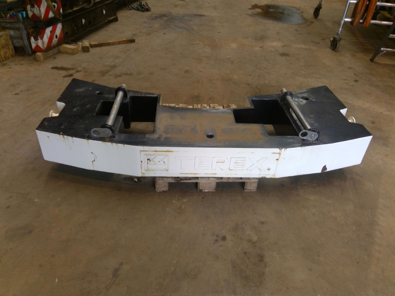 Terex Terex Challenger 3160 counterweight 2,26 Ton - Противовес за Автокран: снимка 5 Terex Terex Challenger 3160 counterweight 2,26 Ton - Противовес за Автокран: снимка 5