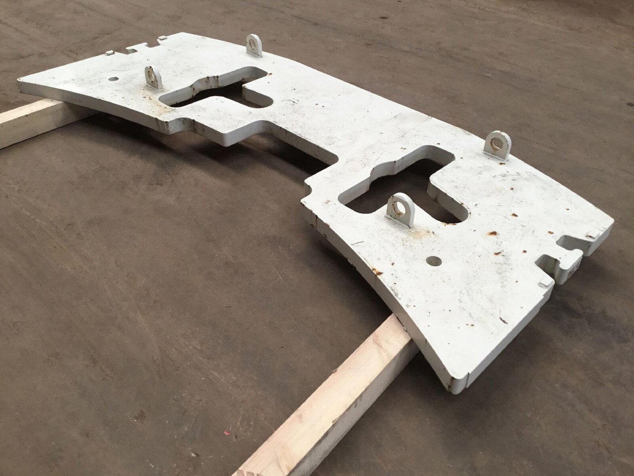 Terex Terex Challenger 3180 Counterweight 0,9 ton - Противовес за Автокран: снимка 4 Terex Terex Challenger 3180 Counterweight 0,9 ton - Противовес за Автокран: снимка 4