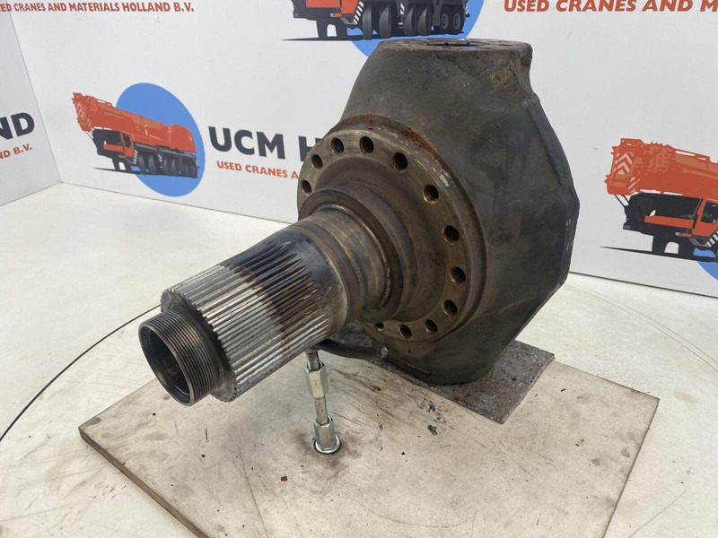 Terex Terex Demag AC 35 Steering knuckle 16 holes axle 1 - Шенкел за Кран: снимка 1 Terex Terex Demag AC 35 Steering knuckle 16 holes axle 1 - Шенкел за Кран: снимка 1