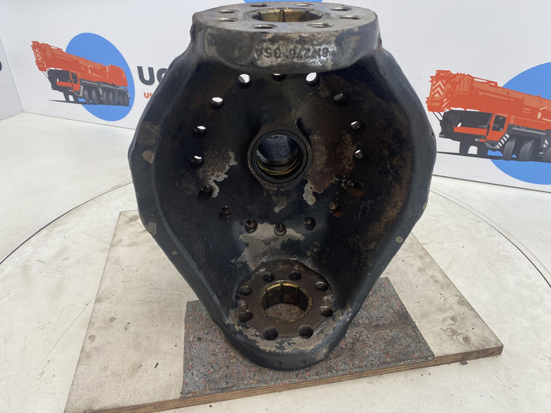 Terex Terex Demag AC 35 Steering knuckle 16 holes axle 1 - Шенкел за Кран: снимка 5 Terex Terex Demag AC 35 Steering knuckle 16 holes axle 1 - Шенкел за Кран: снимка 5