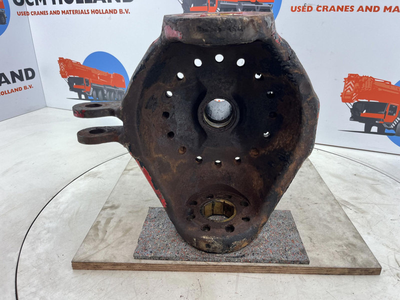 Terex Terex Demag AC 35 Steering knuckle 16 holes axle 2 left - Шенкел за Кран: снимка 5 Terex Terex Demag AC 35 Steering knuckle 16 holes axle 2 left - Шенкел за Кран: снимка 5