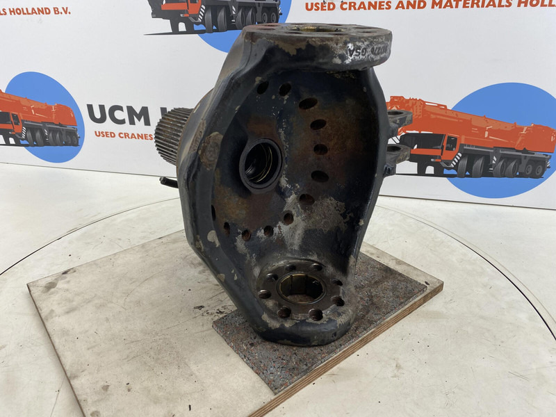 Terex Terex Demag AC 35 Steering knuckle 16 holes axle 2 right - Шенкел за Кран: снимка 4 Terex Terex Demag AC 35 Steering knuckle 16 holes axle 2 right - Шенкел за Кран: снимка 4