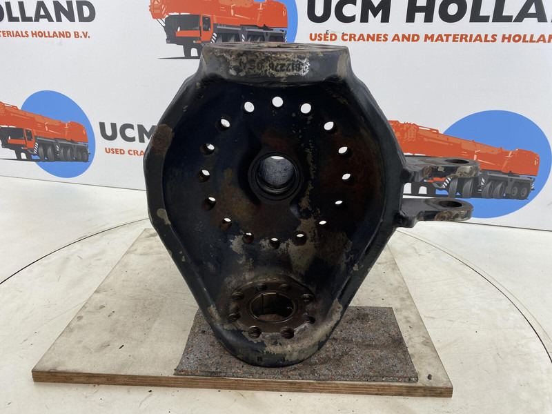 Terex Terex Demag AC 35 Steering knuckle 16 holes axle 2 right - Шенкел за Кран: снимка 5 Terex Terex Demag AC 35 Steering knuckle 16 holes axle 2 right - Шенкел за Кран: снимка 5