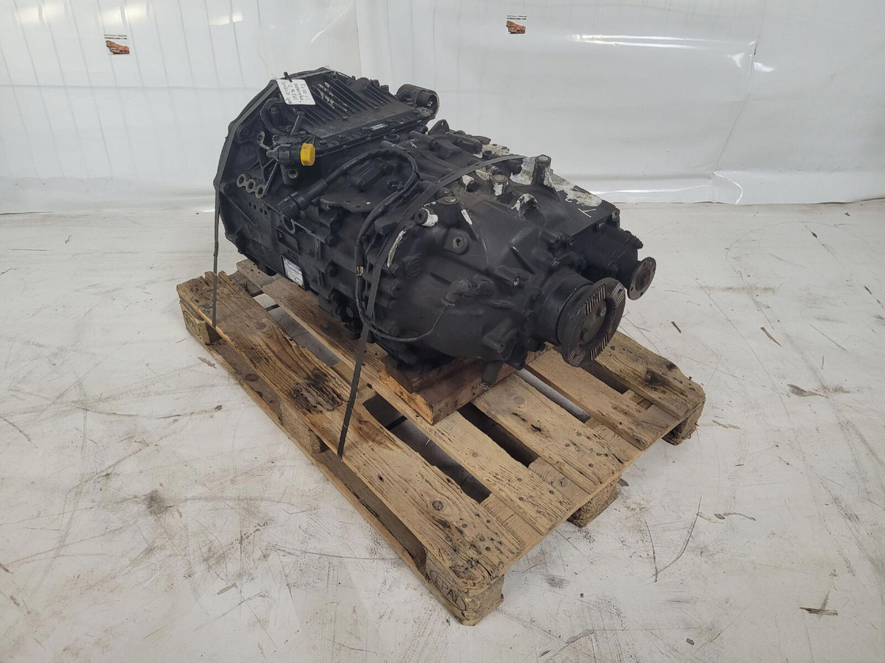 ZF GMK 3055 Gearbox ZF Astronic 12 AS 2302 - Скоростна кутия за Автокран: снимка 4 ZF GMK 3055 Gearbox ZF Astronic 12 AS 2302 - Скоростна кутия за Автокран: снимка 4