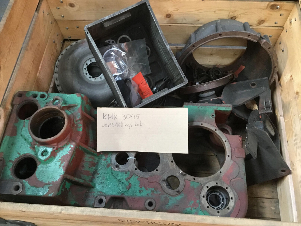 ZF KMK 3045 gearbox ZF 6WG200 - Скоростна кутия за Автокран: снимка 1 ZF KMK 3045 gearbox ZF 6WG200 - Скоростна кутия за Автокран: снимка 1