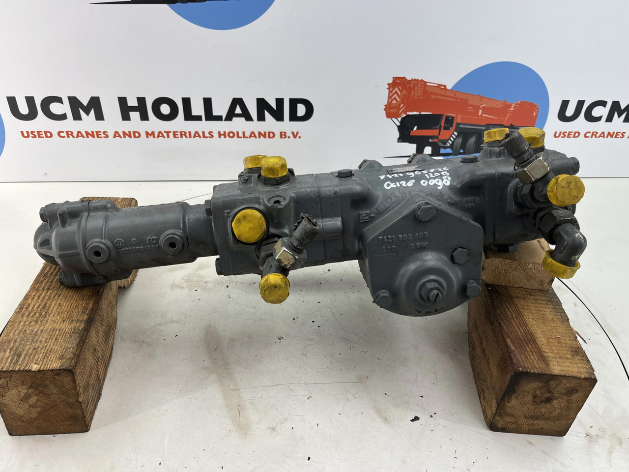 ZF LTM 1050-1 steering box - Кормилна кутия за Автокран: снимка 5 ZF LTM 1050-1 steering box - Кормилна кутия за Автокран: снимка 5