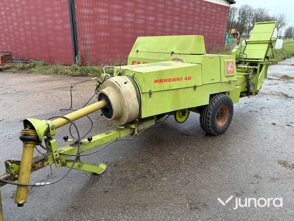 Balpress med kastare - Claas Markant 40 - Сламопреса за квадратни бали: снимка 1 Balpress med kastare - Claas Markant 40 - Сламопреса за квадратни бали: снимка 1