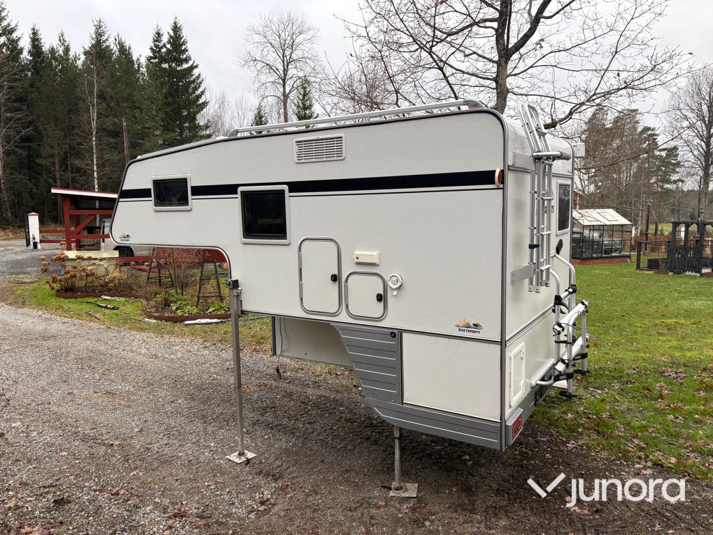 Camper - S Karosser Easy Campers EC 6 SH-2.1 SE (2022) - Каравана: снимка 3 Camper - S Karosser Easy Campers EC 6 SH-2.1 SE (2022) - Каравана: снимка 3