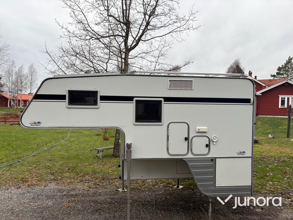 Camper - S Karosser Easy Campers EC 6 SH-2.1 SE (2022) - Каравана: снимка 2 Camper - S Karosser Easy Campers EC 6 SH-2.1 SE (2022) - Каравана: снимка 2