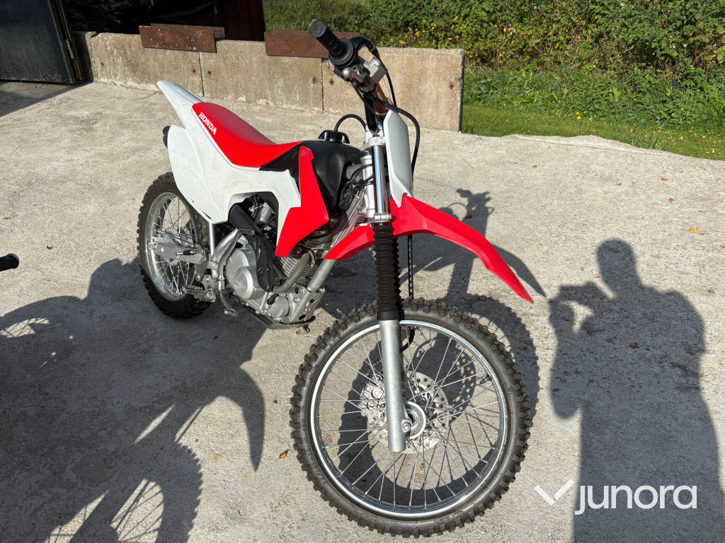 Dirtbike - Honda, CRF, 150cc - Мотоциклет: снимка 1 Dirtbike - Honda, CRF, 150cc - Мотоциклет: снимка 1
