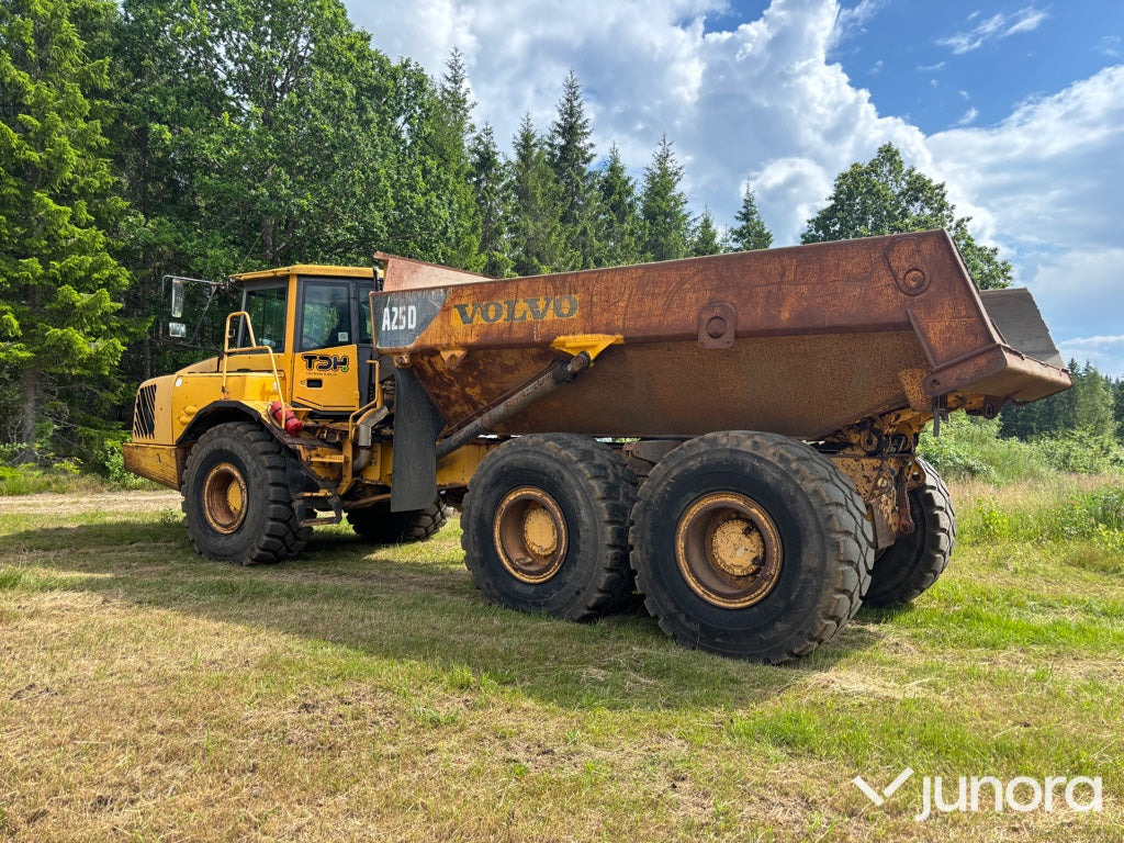Dumper Volvo A25D - Съчленен самосвал: снимка 2 Dumper Volvo A25D - Съчленен самосвал: снимка 2