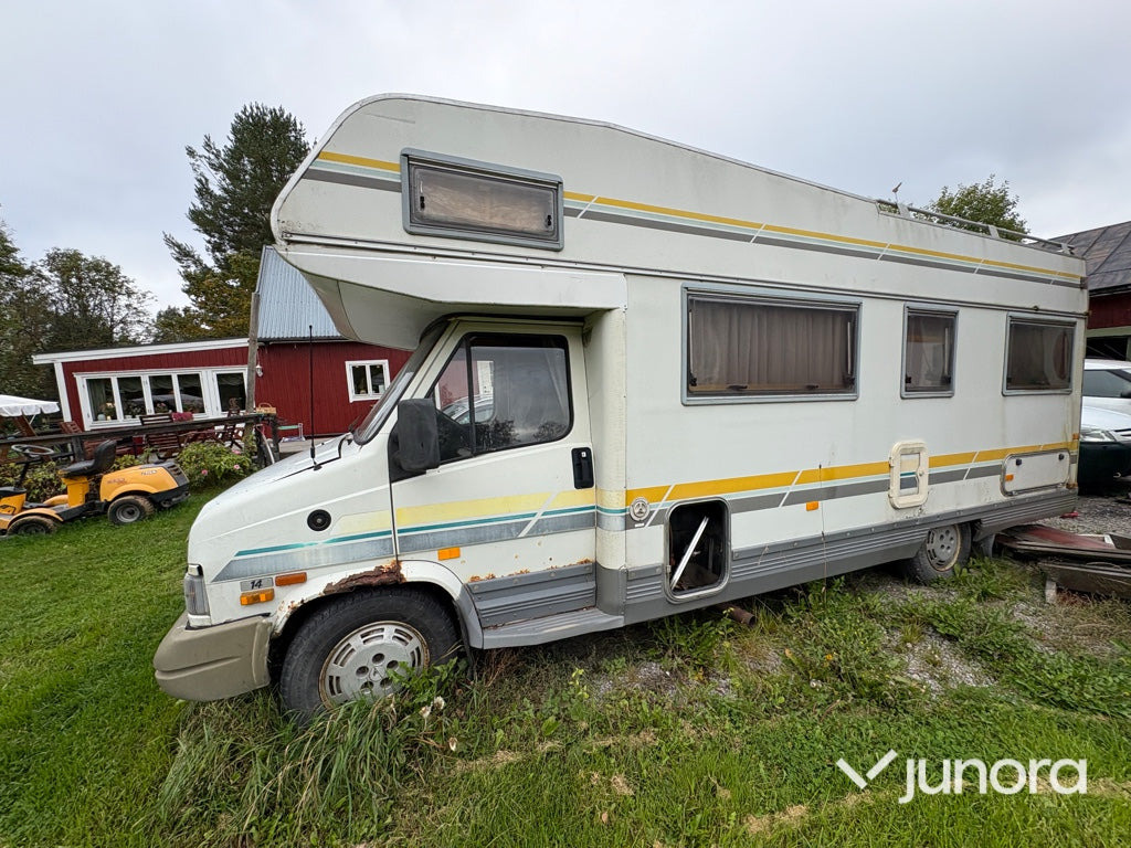 Fiat Ducato Fendt 640 SK Husbil - Алковен кемпер: снимка 5 Fiat Ducato Fendt 640 SK Husbil - Алковен кемпер: снимка 5