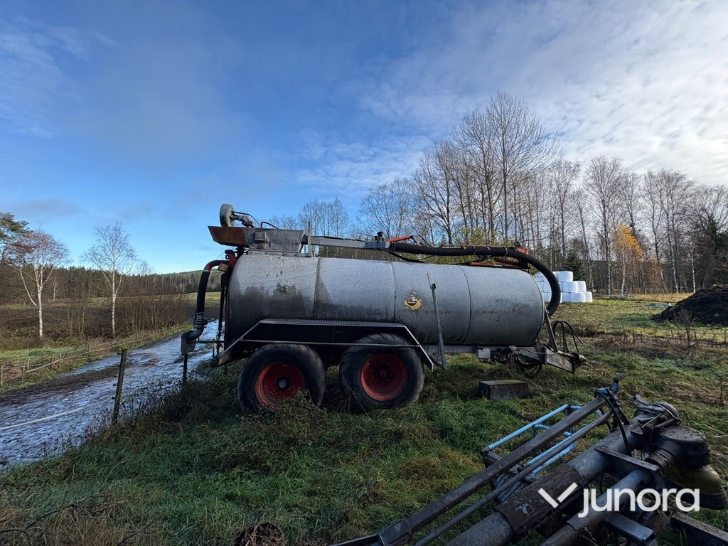 Gödseltunna - KIMADAN 15 kubik - Цистерна за течен тор: снимка 5 Gödseltunna - KIMADAN 15 kubik - Цистерна за течен тор: снимка 5