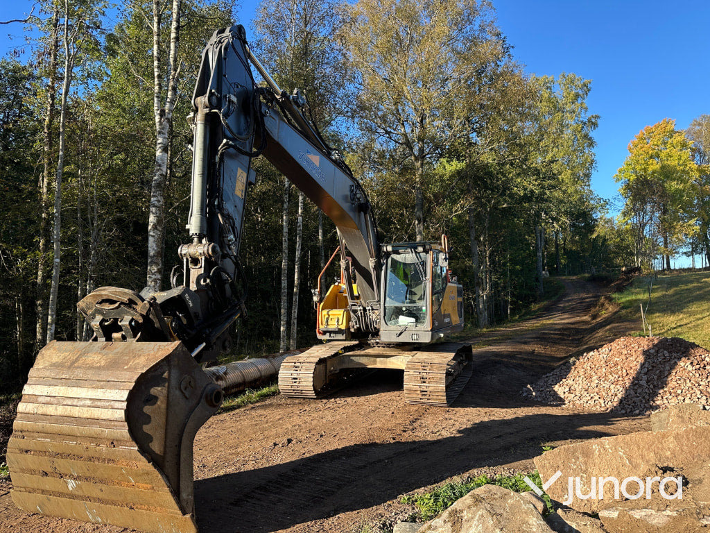 Grävmaskin - Volvo, EC 220 EL - Верижен багер: снимка 1 Grävmaskin - Volvo, EC 220 EL - Верижен багер: снимка 1