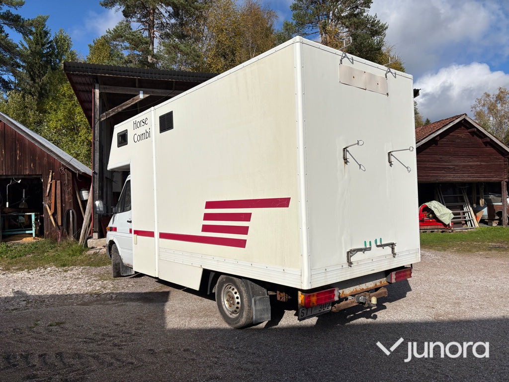 Hästtransport - Mercedes-Benz, 316 CDI - Камион за коне: снимка 3 Hästtransport - Mercedes-Benz, 316 CDI - Камион за коне: снимка 3