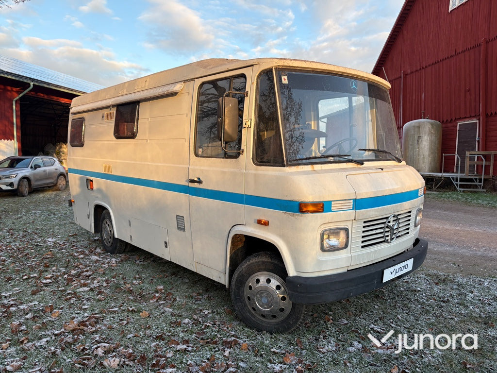 Husbil - Mercedes-Benz L 508D - Кемпер ван: снимка 3 Husbil - Mercedes-Benz L 508D - Кемпер ван: снимка 3