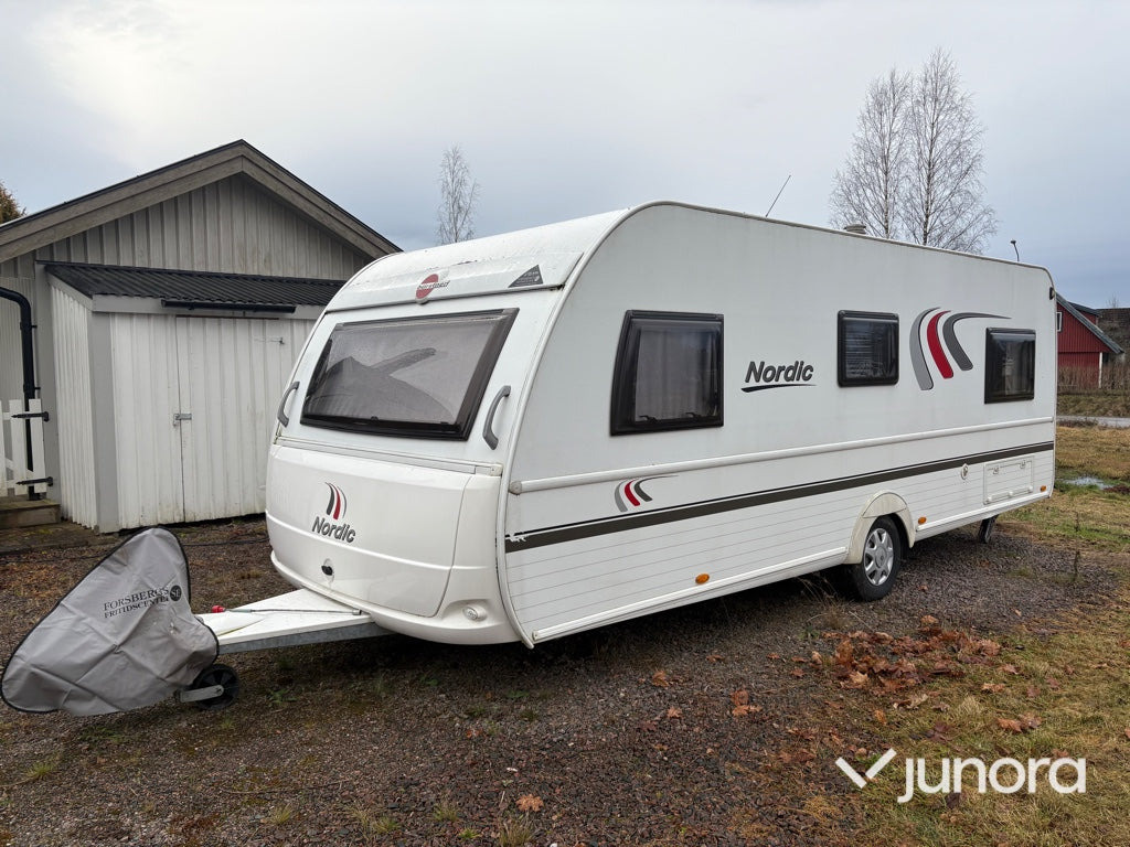 Husvagn - BÜRSTNER GMBH Averso Nordic - Каравана: снимка 1 Husvagn - BÜRSTNER GMBH Averso Nordic - Каравана: снимка 1