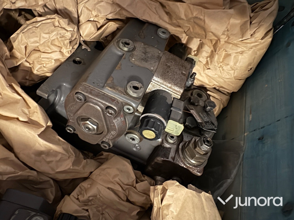 Hydraulpump - Volvo L30/L35B - Хидравлична помпа за Строителна техника: снимка 2 Hydraulpump - Volvo L30/L35B - Хидравлична помпа за Строителна техника: снимка 2