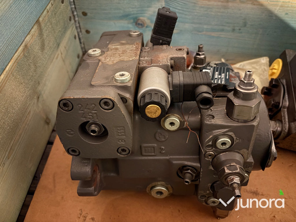 Hydraulpump - Volvo L45B - Хидравлична помпа за Строителна техника: снимка 1 Hydraulpump - Volvo L45B - Хидравлична помпа за Строителна техника: снимка 1