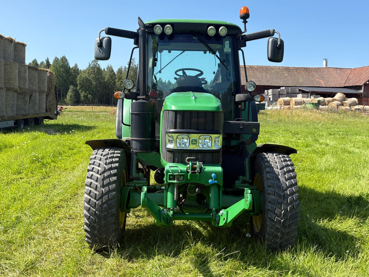 John Deere 6330 - Трактор: снимка 3 John Deere 6330 - Трактор: снимка 3