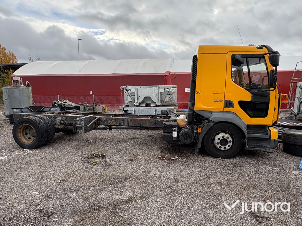 Lastbil - Volvo FL 4*2 - Шаси кабина: снимка 5 Lastbil - Volvo FL 4*2 - Шаси кабина: снимка 5