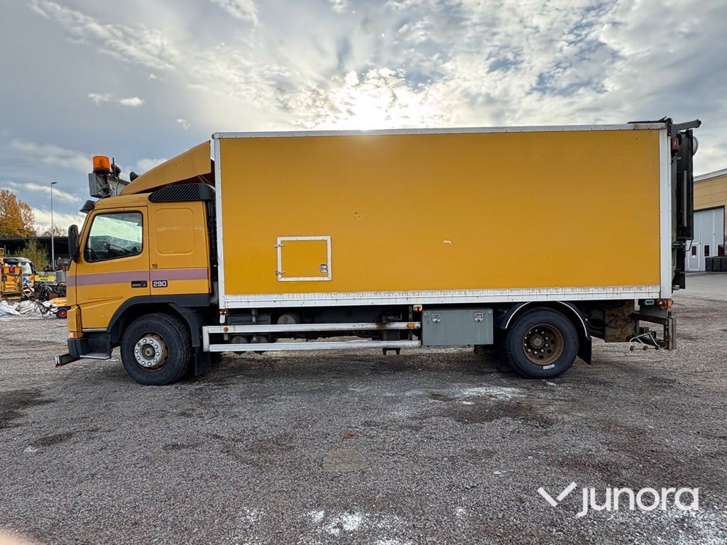 Lastbil Volvo FM7 4X2 - Камион фургон: снимка 2 Lastbil Volvo FM7 4X2 - Камион фургон: снимка 2