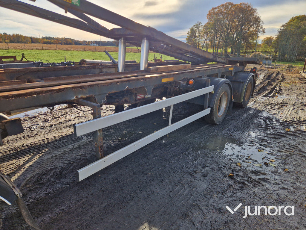 Lastväxlarvagn + Tipp - Härryda, THLBS-300-N - Контейнеровоз/ Сменна каросерия ремарке: снимка 3 Lastväxlarvagn + Tipp - Härryda, THLBS-300-N - Контейнеровоз/ Сменна каросерия ремарке: снимка 3