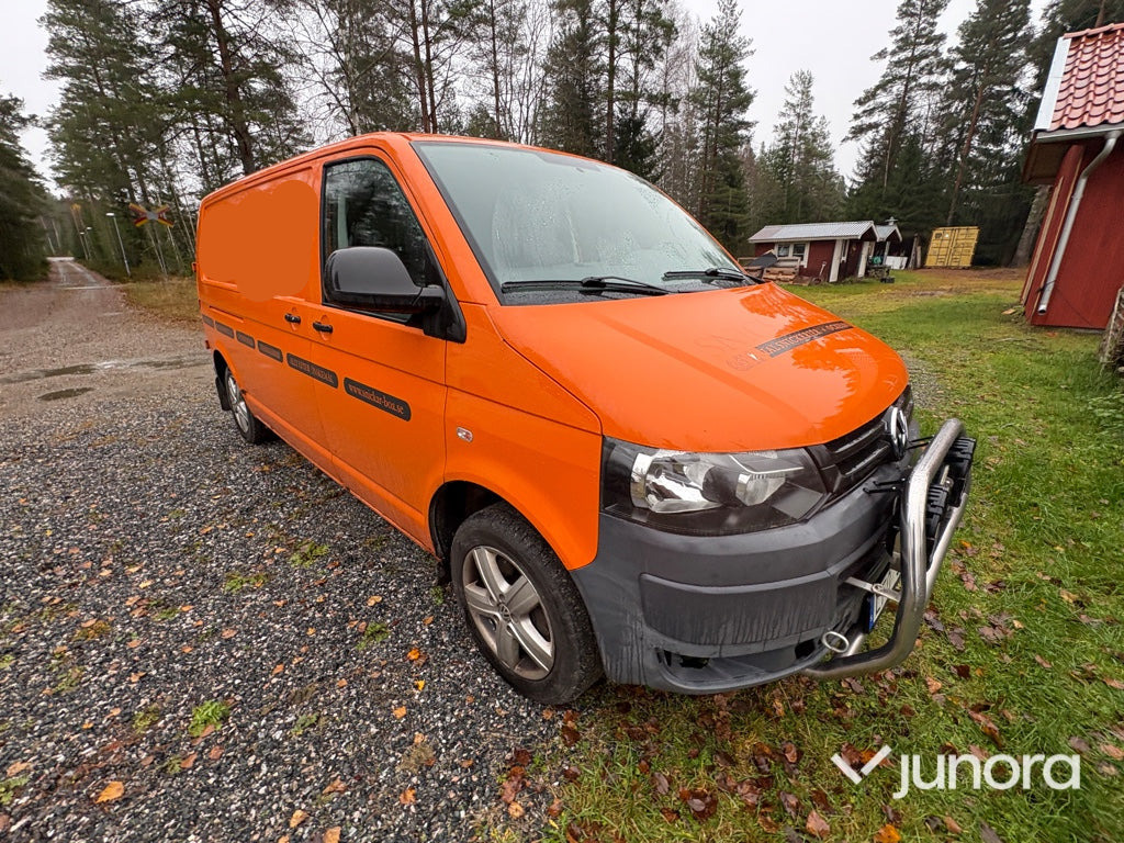 Lätt Lastbil - Volkswagen Transporter 4x4 - Товарен бус: снимка 5 Lätt Lastbil - Volkswagen Transporter 4x4 - Товарен бус: снимка 5