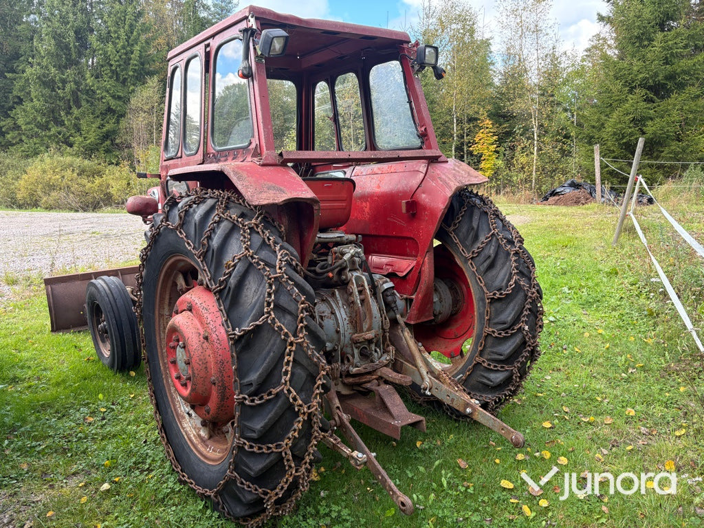 Massey Ferguson 165 - Трактор: снимка 5 Massey Ferguson 165 - Трактор: снимка 5