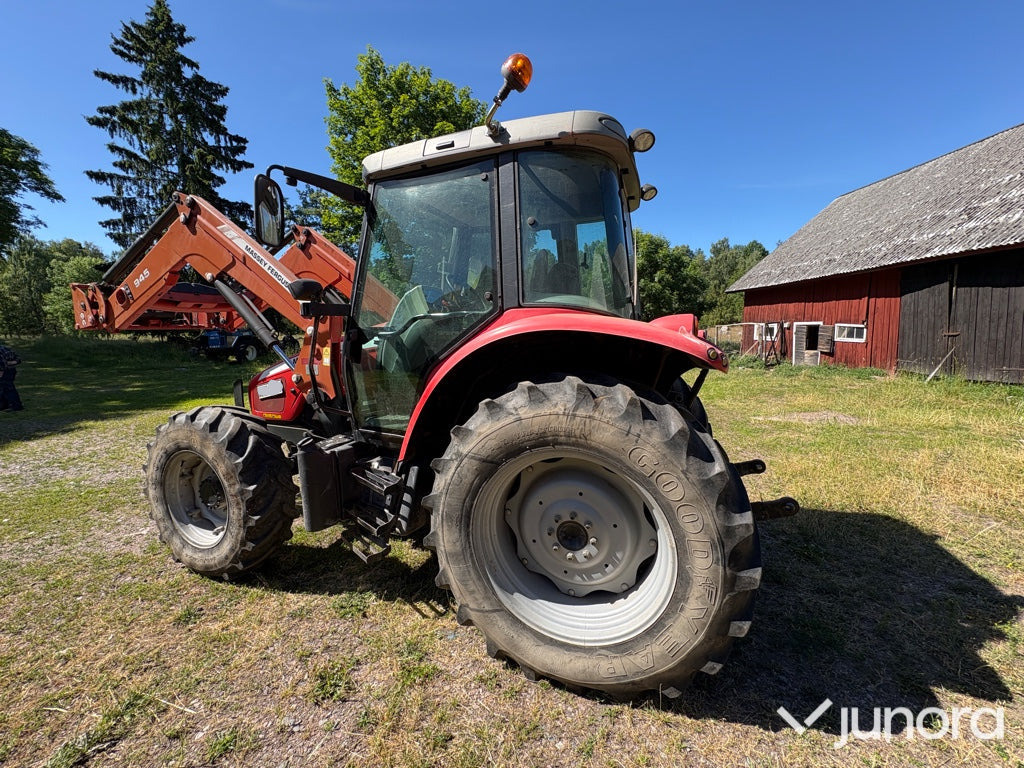 Massey Ferguson - Трактор: снимка 4 Massey Ferguson - Трактор: снимка 4