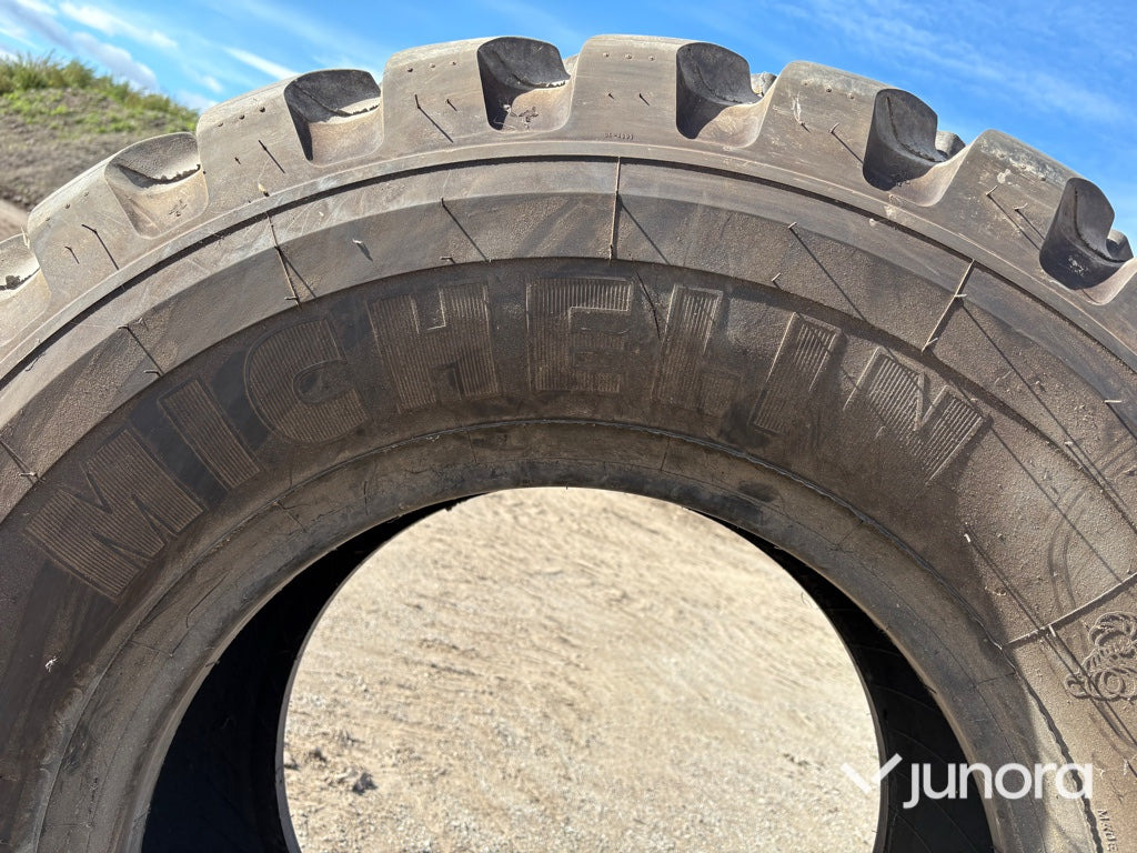 Michelin 17.5 R 25 - Гума: снимка 4 Michelin 17.5 R 25 - Гума: снимка 4