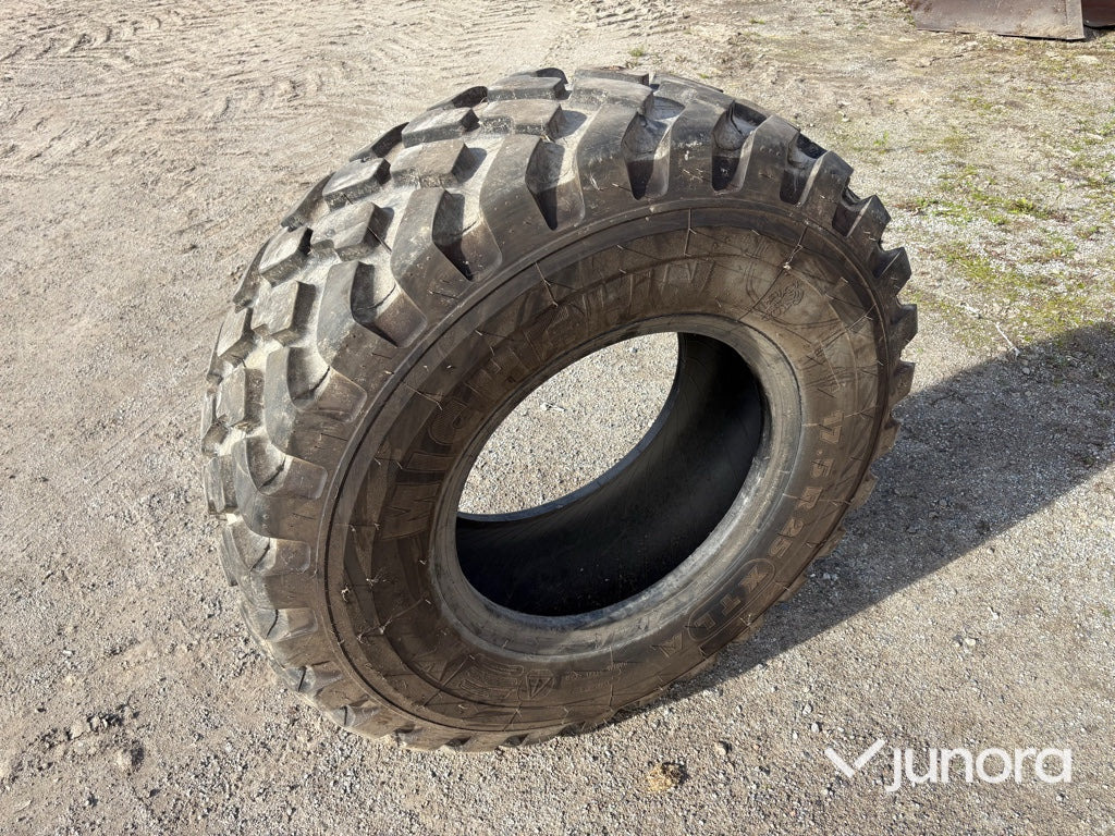 Michelin 17.5 R 25 - Гума: снимка 1 Michelin 17.5 R 25 - Гума: снимка 1
