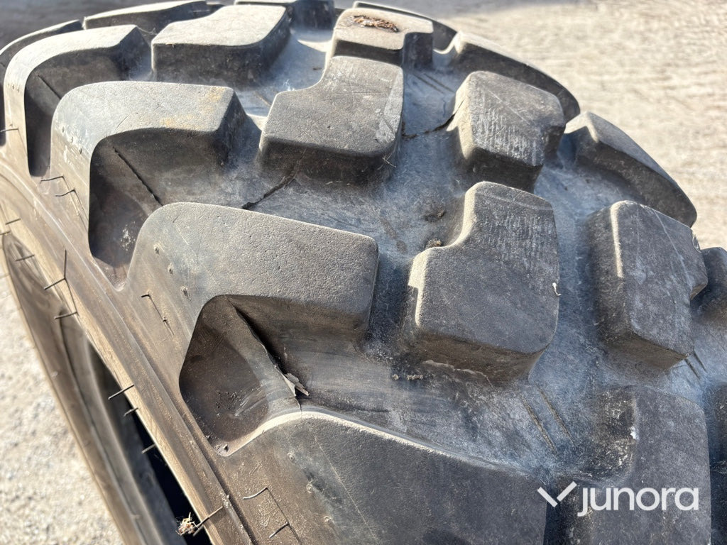 Michelin 17.5 R 25 - Гума: снимка 3 Michelin 17.5 R 25 - Гума: снимка 3