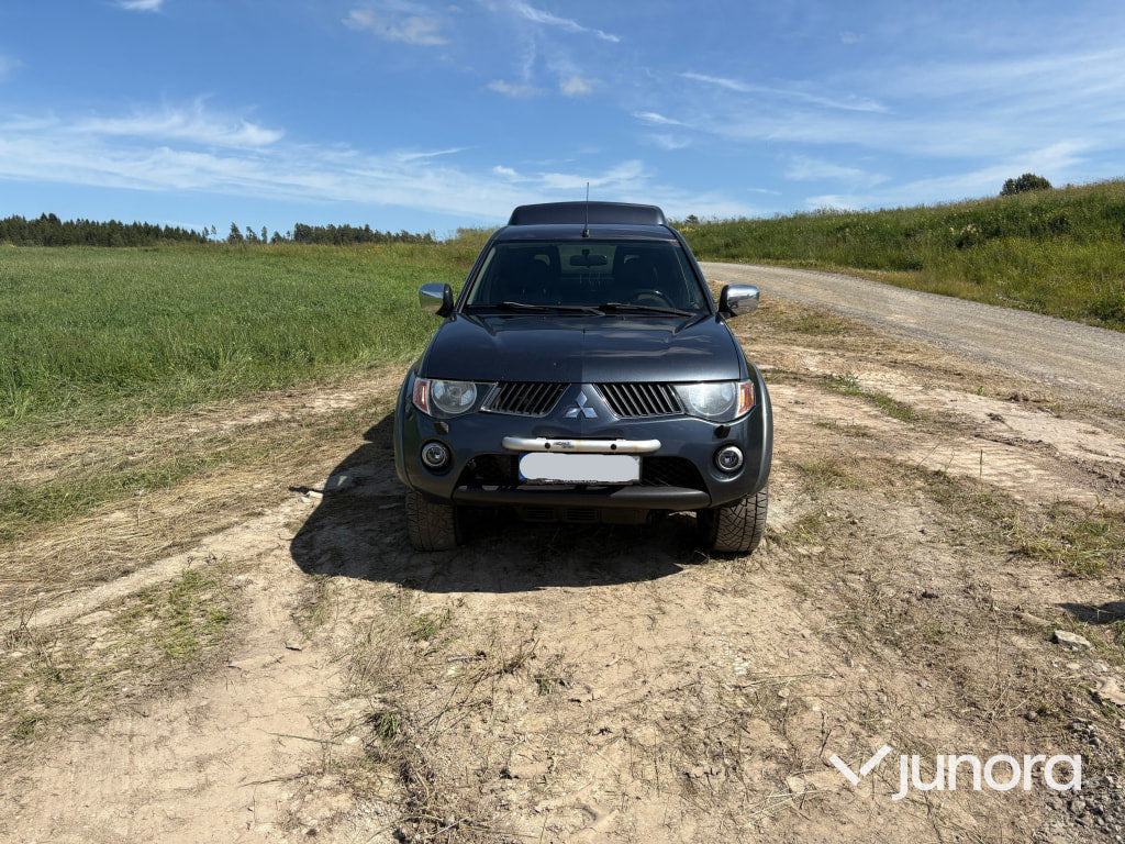 Mitsubishi L200 - Пикап: снимка 2 Mitsubishi L200 - Пикап: снимка 2