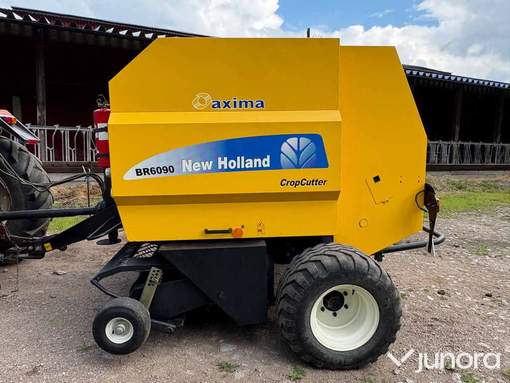 Rundbalspress New Holland BR6090 - Рулонна сламопреса: снимка 2 Rundbalspress New Holland BR6090 - Рулонна сламопреса: снимка 2