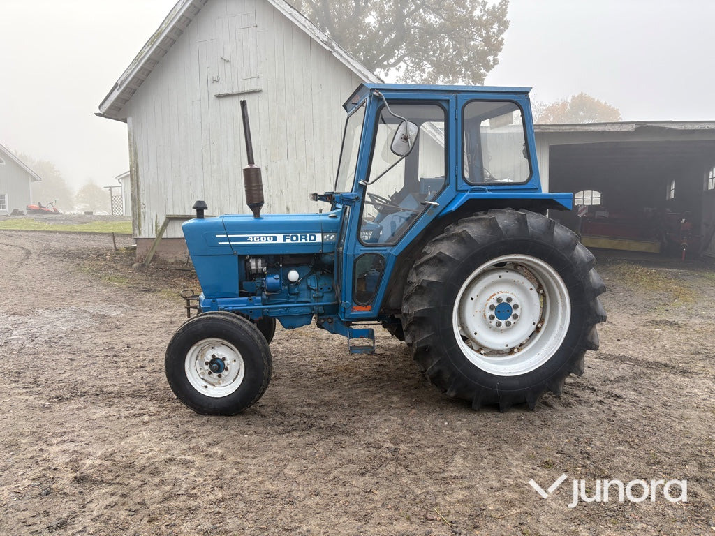 Traktor - Ford 4600 1976 - Трактор: снимка 5 Traktor - Ford 4600 1976 - Трактор: снимка 5